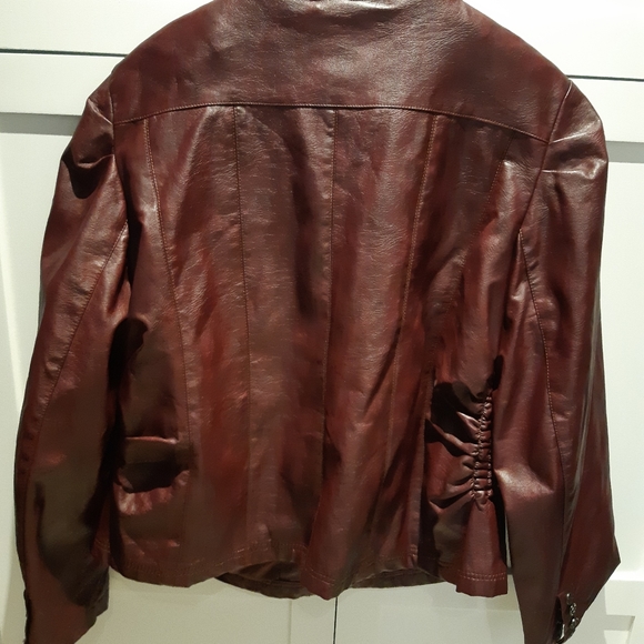 1X MBLM Faux Leather Collarless Ruched Jacket - Picture 4 of 16